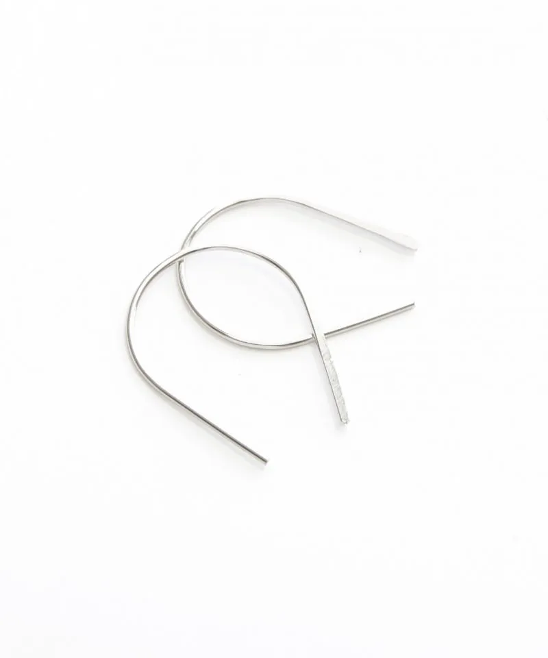 Featherweight Omega – Sterling Silver